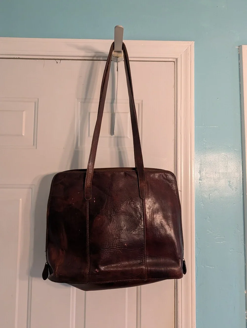 Women's Brown Leather Laptop Shoulder Bag